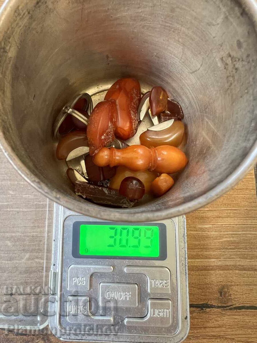 31 GRAMS YELLOW AND RED AMBER - 7 31 GRAMS YELLOW AND RED AMBER - 7
