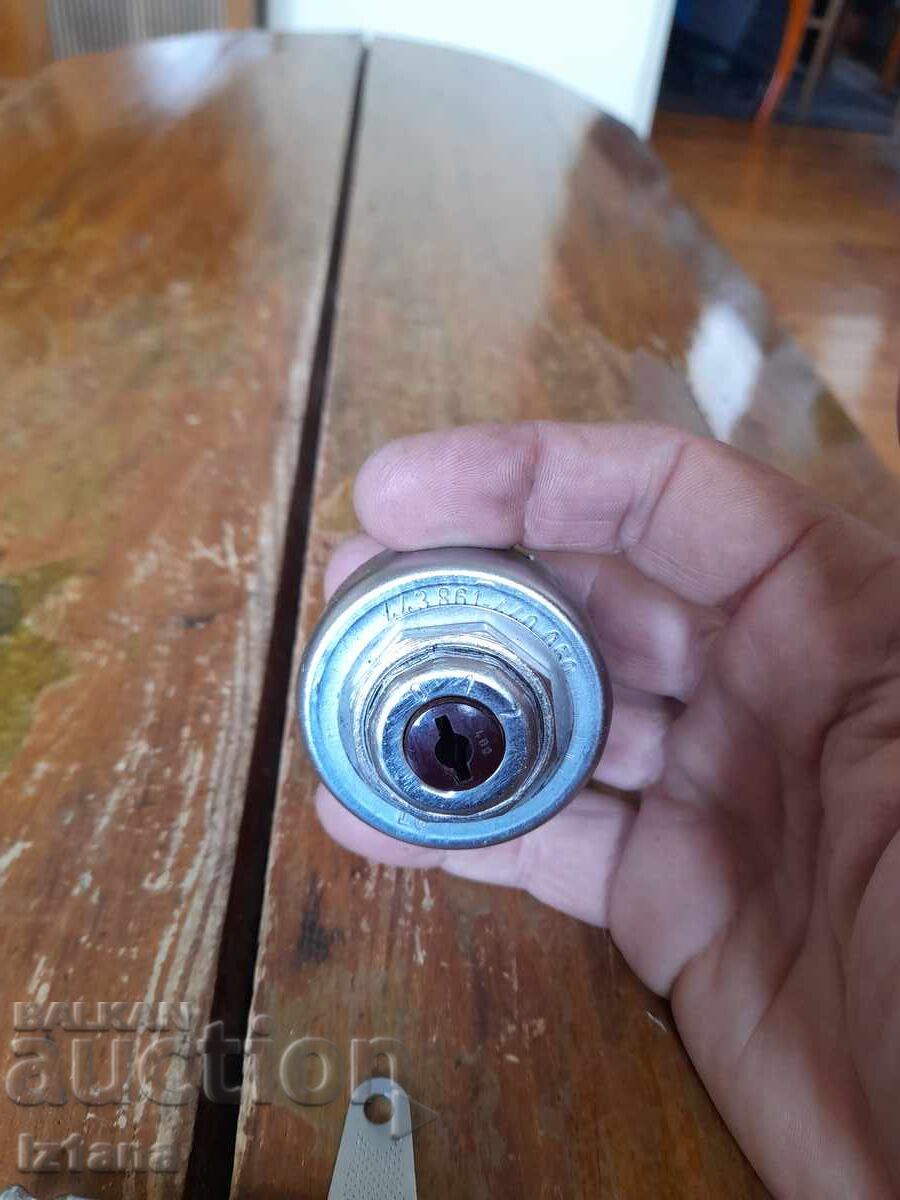 Auction Old PAL ignition switch Auction Old PAL ignition switch