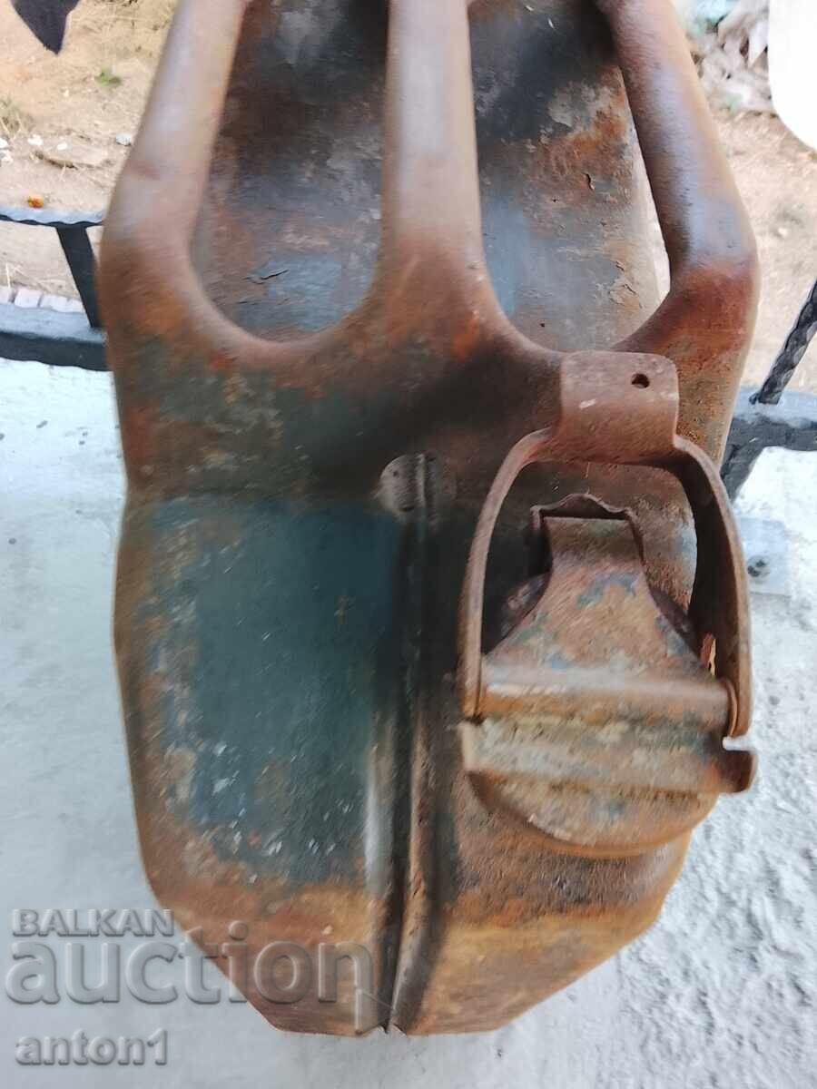 Auction German military jerrycan Auction German military jerrycan