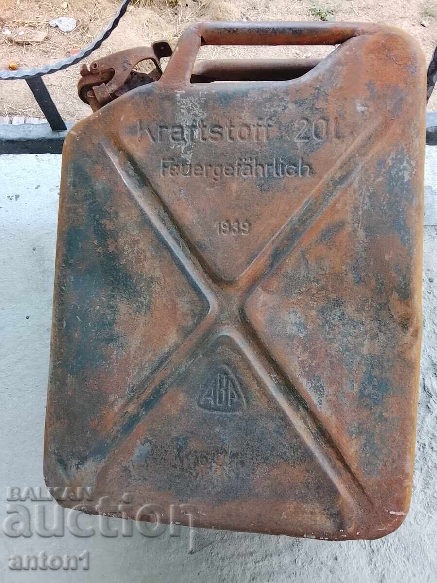 German military jerrycan German military jerrycan