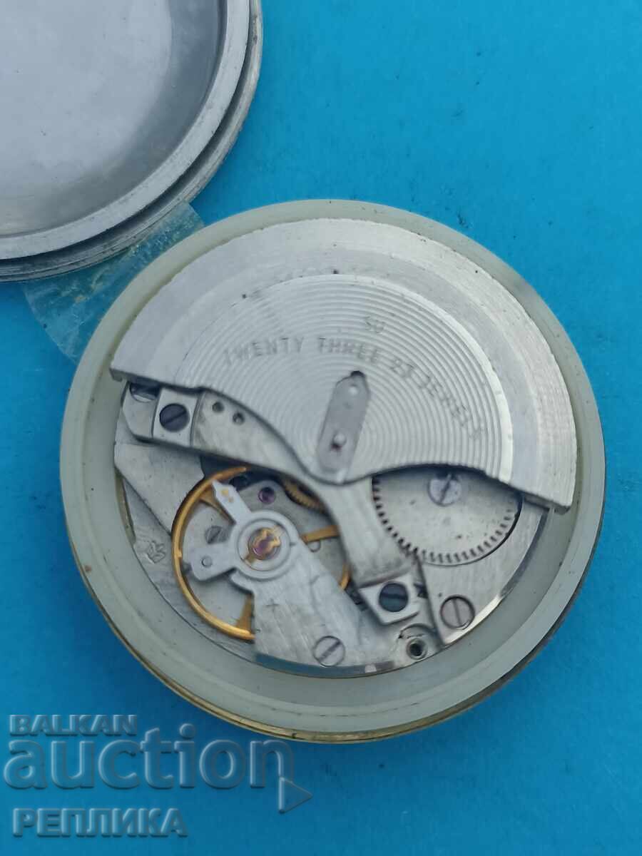 Μηχανισμός ρολογιού με τιμή € 15.00 | 29.34 BGN Μηχανισμός ρολογιού με τιμή € 15.00 | 29.34 BGN