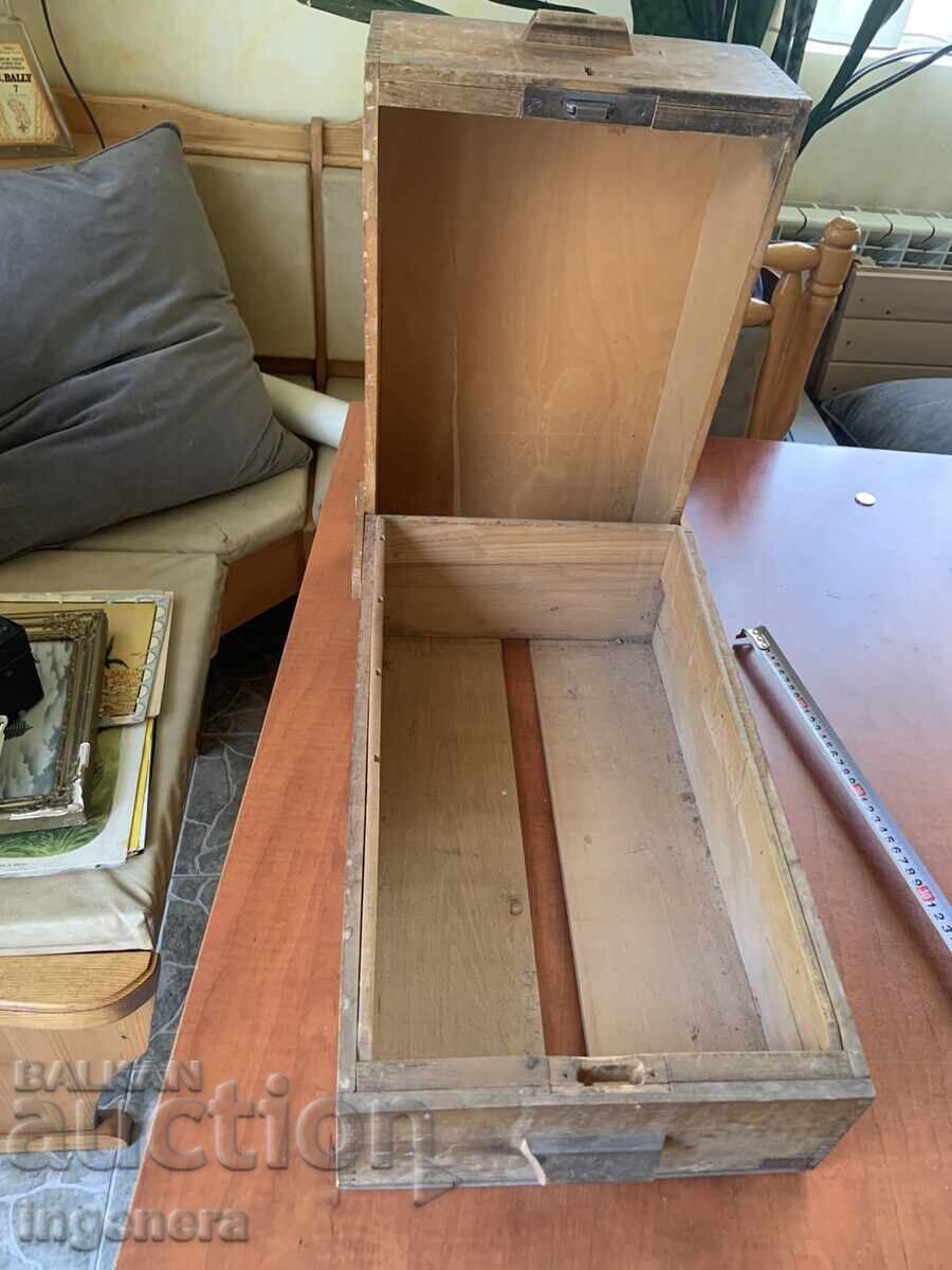 EARLY SOCIALIST ERA TRUNK CARDBOARD WOOD - 7 EARLY SOCIALIST ERA TRUNK CARDBOARD WOOD - 7