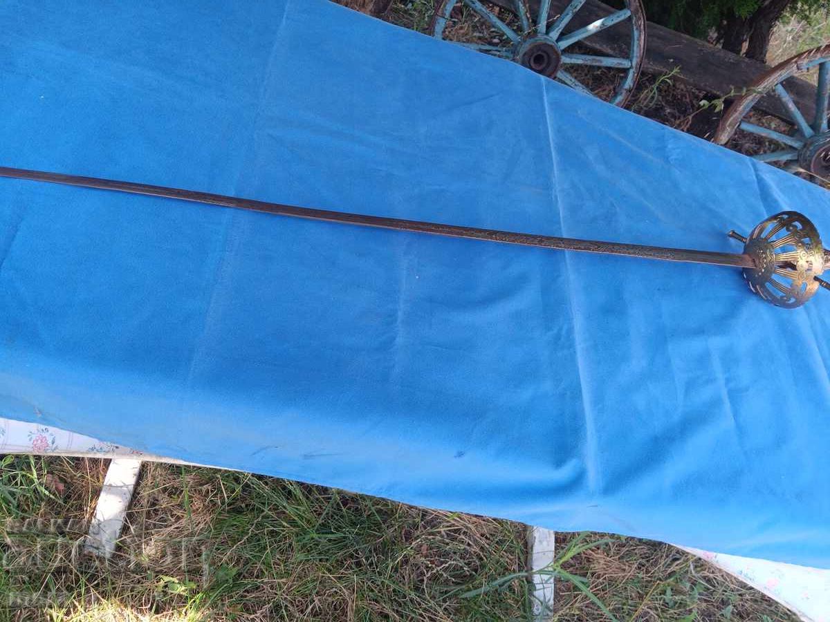 Spadă veche, rapieră cu preț € 40.00 | 78.23 BGN Spadă veche, rapieră cu preț € 40.00 | 78.23 BGN