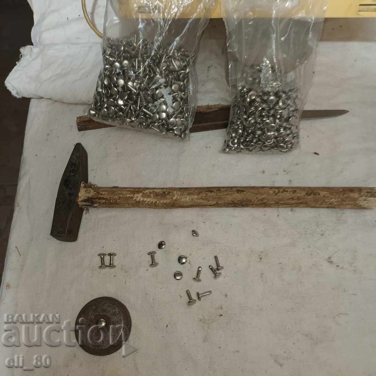 Πριτσίνια περίπου 1000 τεμάχια σε σετ με σφυρί και αμόνι για τοποθέτηση - 6 Πριτσίνια περίπου 1000 τεμάχια σε σετ με σφυρί και αμόνι για τοποθέτηση - 6