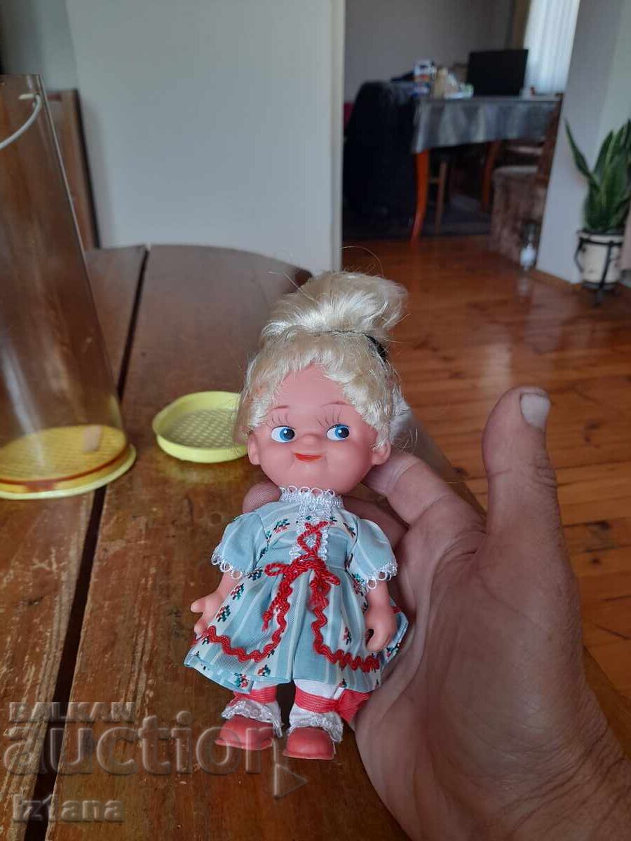 Auction Old doll Auction Old doll