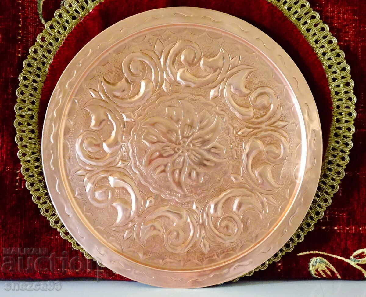 Copper tray, platter, embossed hammered pure red copper with price € 26.99 | 52.79 BGN