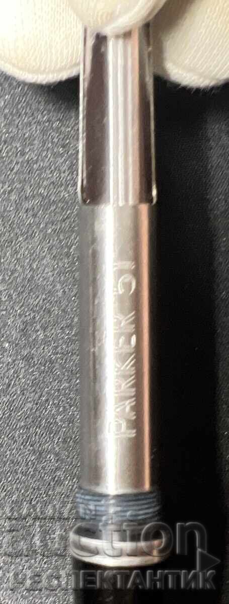 Auction VINTAGE FOUNTAIN PEN 18 KARAT GOLD NIB PARKER 51 Auction VINTAGE FOUNTAIN PEN 18 KARAT GOLD NIB PARKER 51