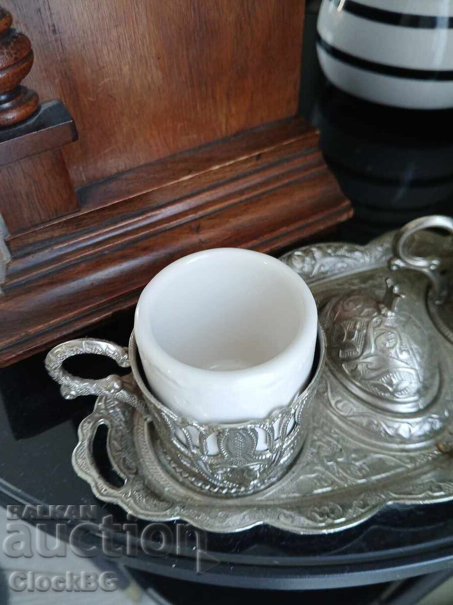 Vintage σετ σερβιρίσματος για τσάι ή καφέ με τιμή € 9.00 | 17.60 BGN
