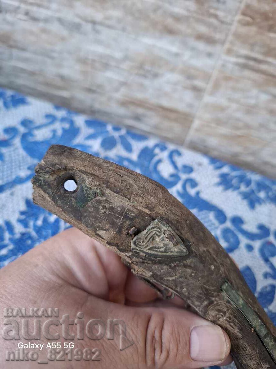 Auction  Old handle