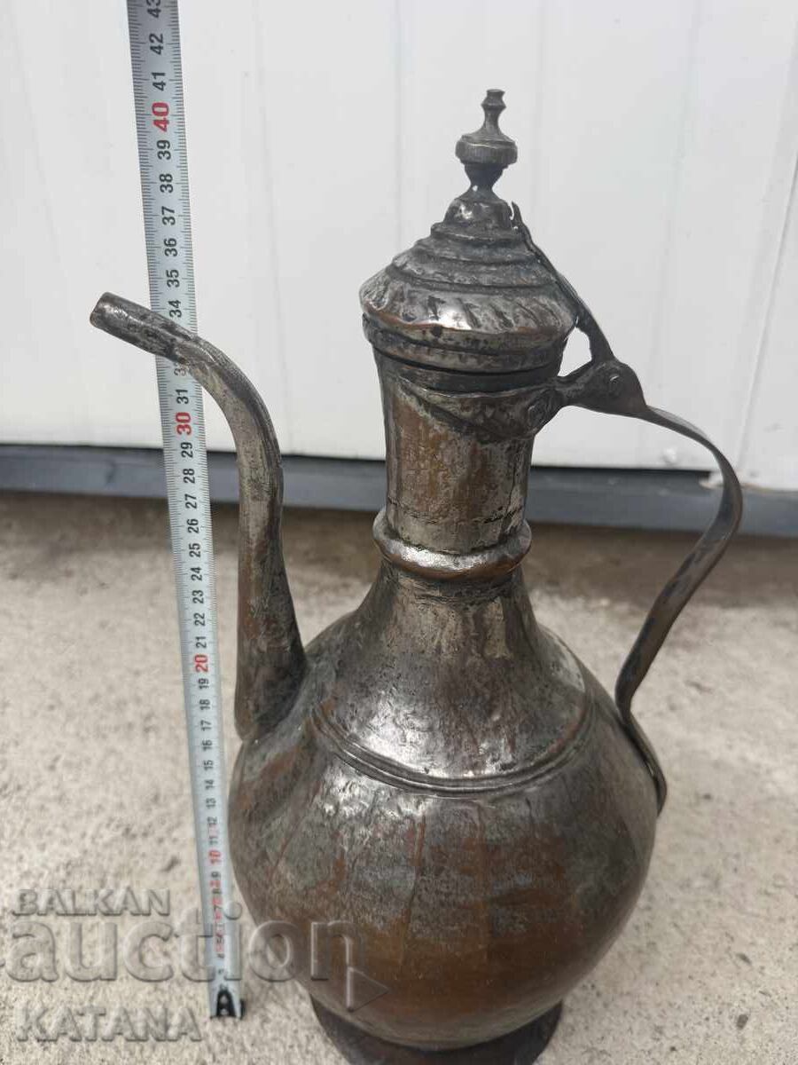 Παλιό οθωμανικό ιμπρίκι, χάλκινο σκεύος, γκιούμι, μπακίρι με τιμή € 100.00 | 195.58 BGN Παλιό οθωμανικό ιμπρίκι, χάλκινο σκεύος, γκιούμι, μπακίρι με τιμή € 100.00 | 195.58 BGN