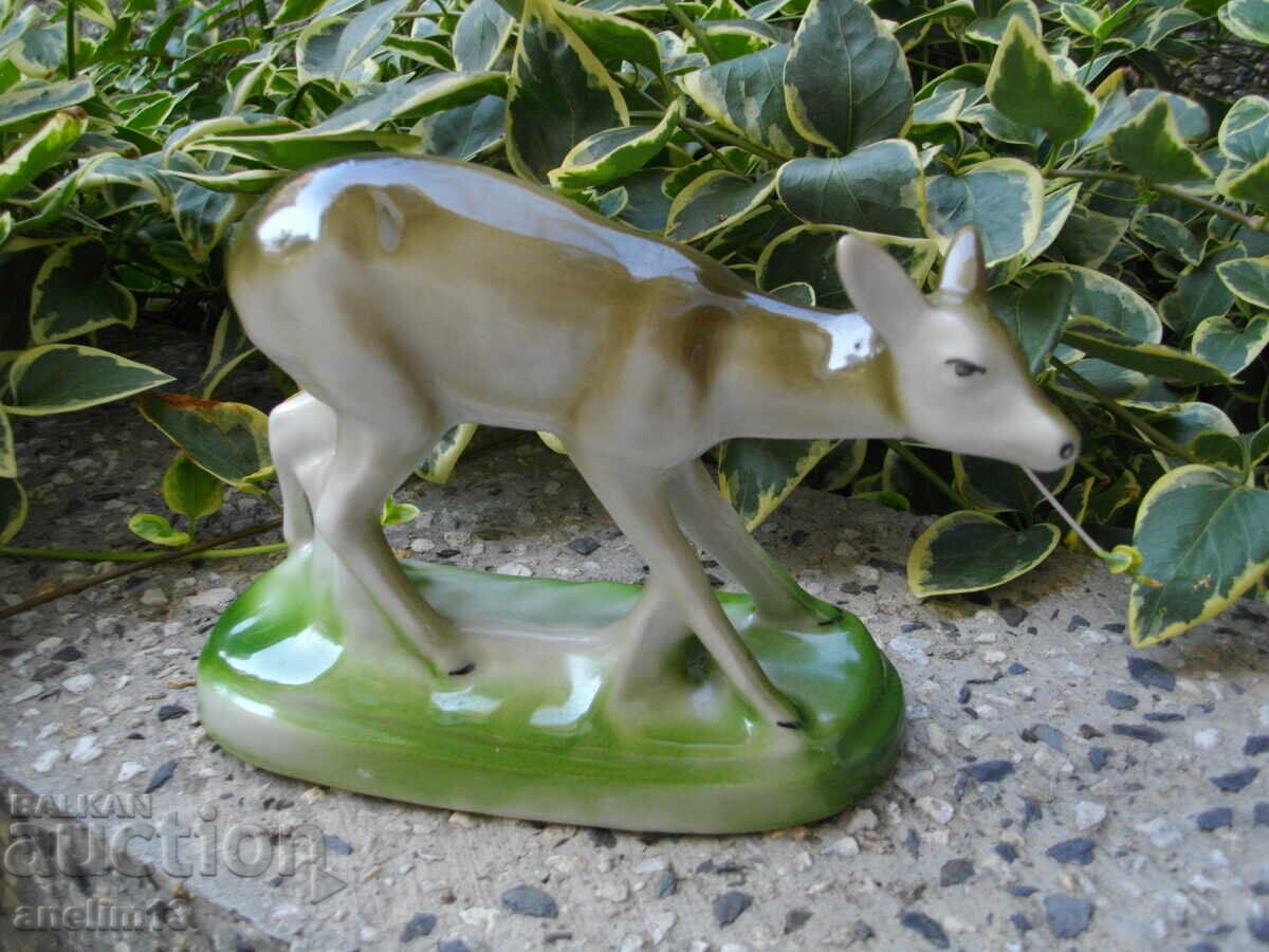 VINTAGE BULGARIAN PORCELAIN IZIDA DEER with price € 25.00 | 48.90 BGN VINTAGE BULGARIAN PORCELAIN IZIDA DEER with price € 25.00 | 48.90 BGN
