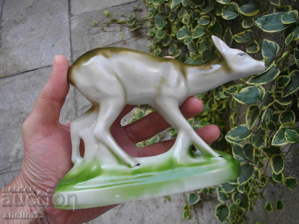 VINTAGE BULGARIAN PORCELAIN IZIDA DEER - 6 VINTAGE BULGARIAN PORCELAIN IZIDA DEER - 6