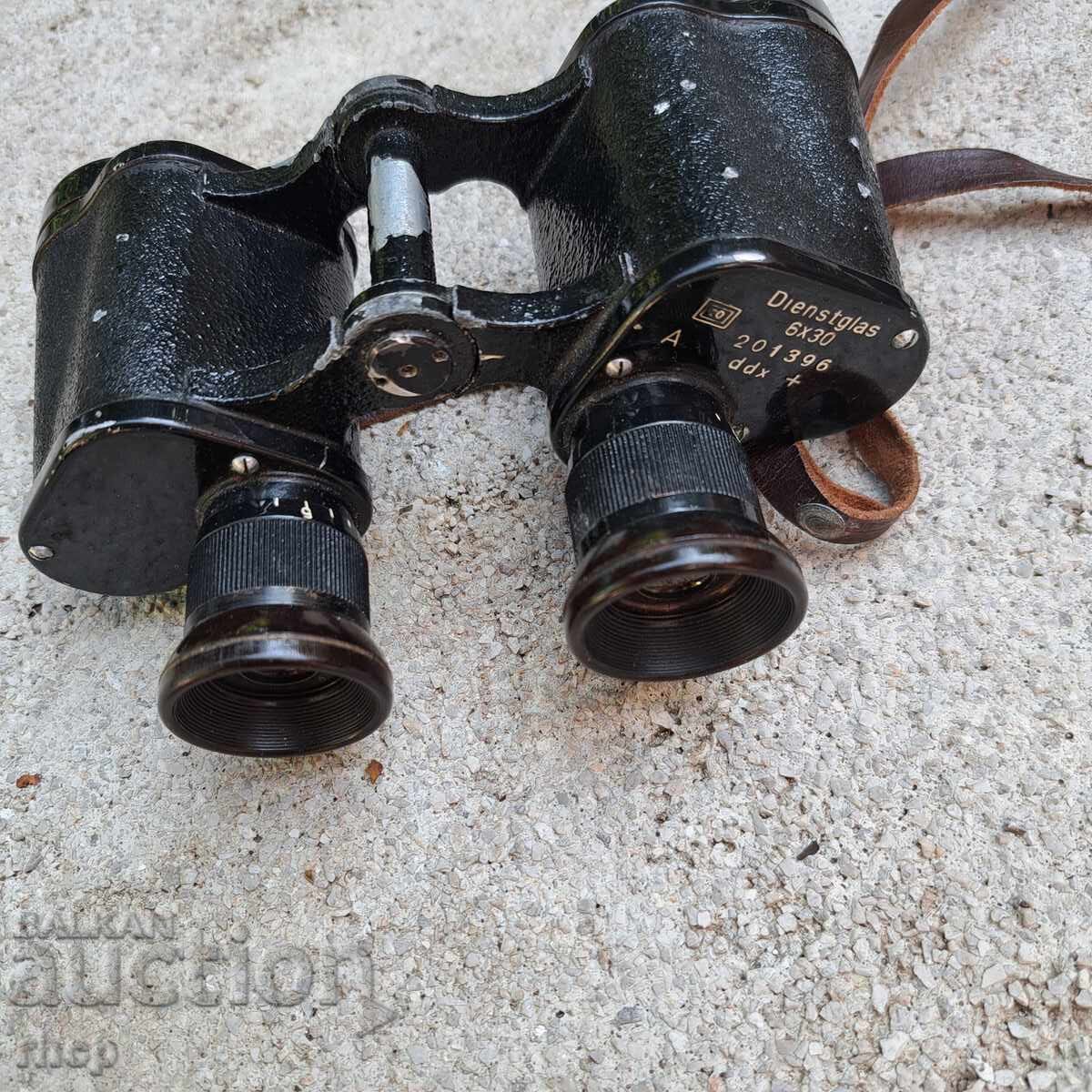 Binoclu german 6x30 Dienstglas Wehrmacht Al Doilea Război Mondial cu preț € 120.00 | 234.70 BGN