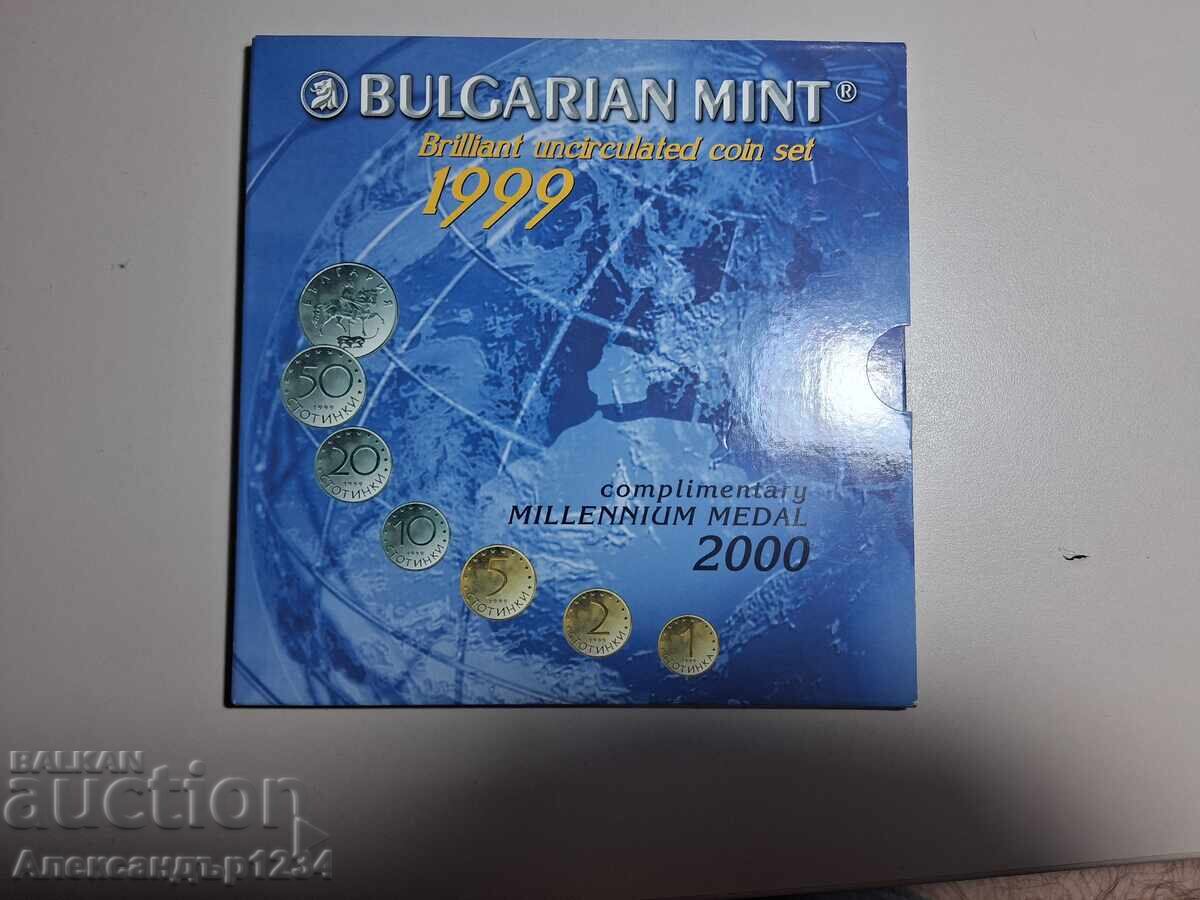 Σετ 1999 ΟΛΟΚΑΙΝΟΥΡΓΙΟ!! με τιμή € 3.00 | 5.87 BGN Σετ 1999 ΟΛΟΚΑΙΝΟΥΡΓΙΟ!! με τιμή € 3.00 | 5.87 BGN