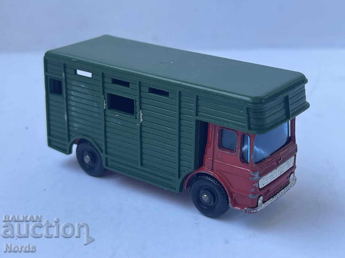 Τρόλεϊ MATCHBOX με τιμή € 2.50 | 4.89 BGN