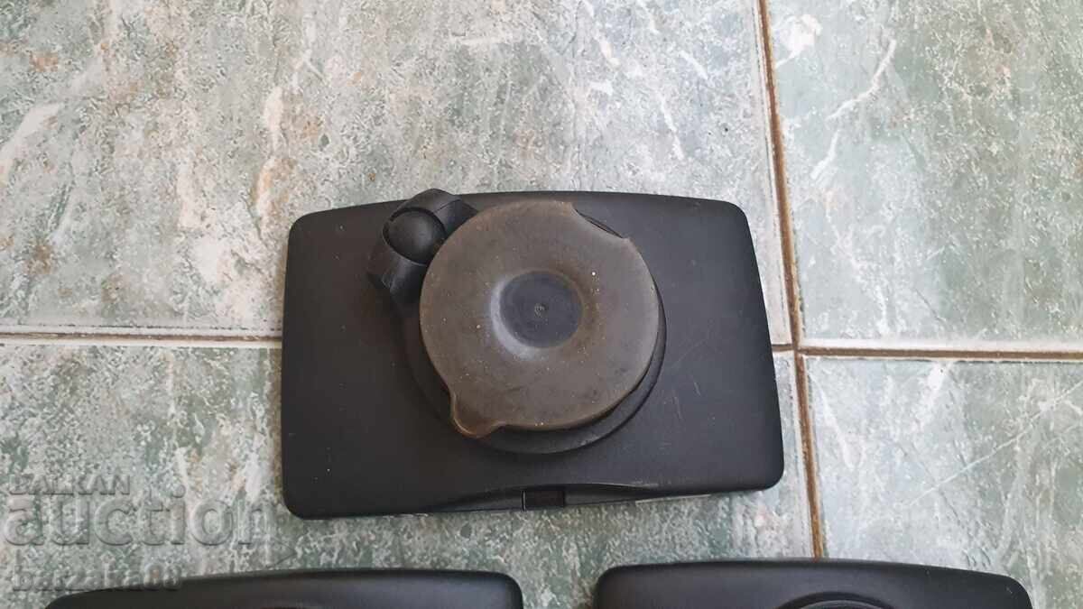 Licitație 3 unități GPS TomTom