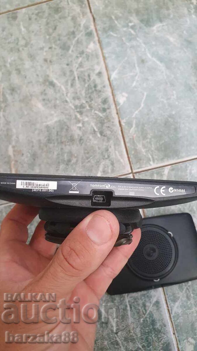 3 unități GPS TomTom - 5