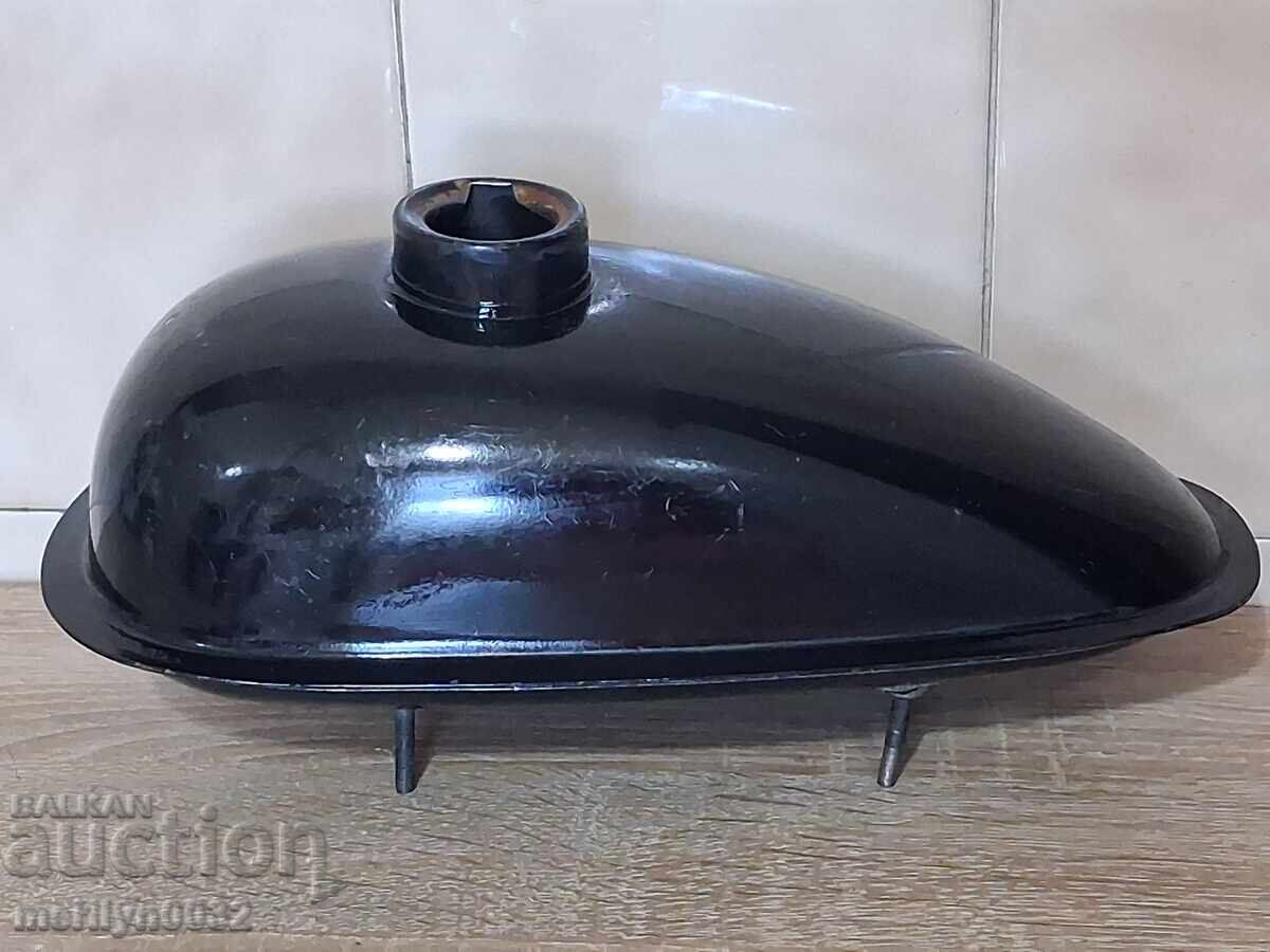 Fuel tank for moped bicycle "pyrpolet" Fuel tank for moped bicycle "pyrpolet"