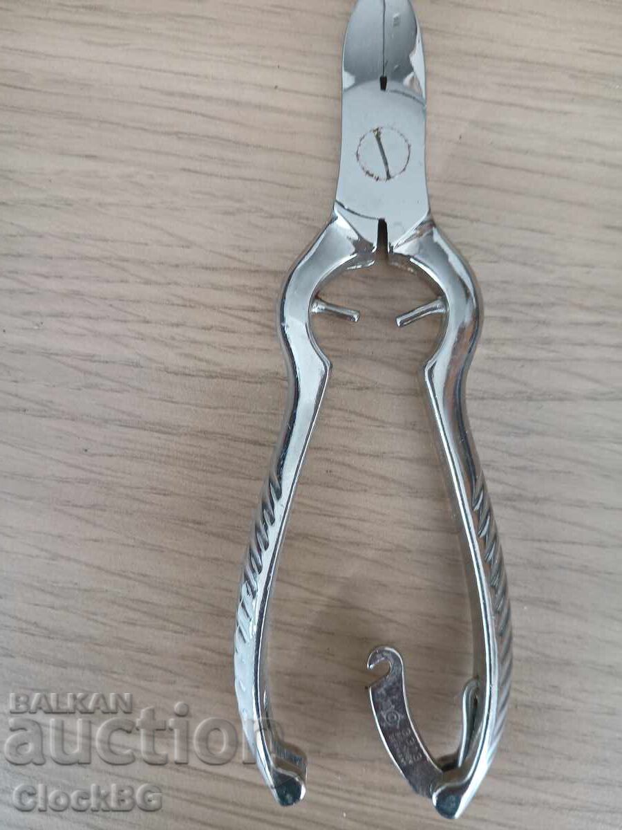 Vintage professional nail nippers Vintage professional nail nippers