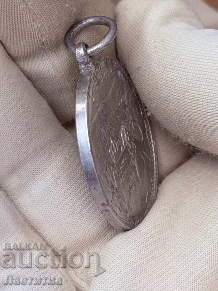 Licitație Insignă onorifică din aluminiu a lui Ferdinand I Licitație Insignă onorifică din aluminiu a lui Ferdinand I