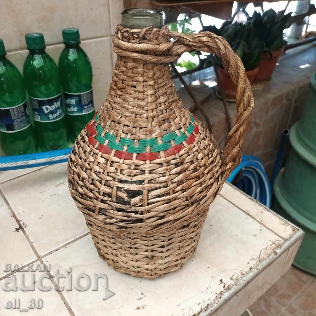 Δημοπρασία παλιά νταμιτζάνα 3 λίτρων