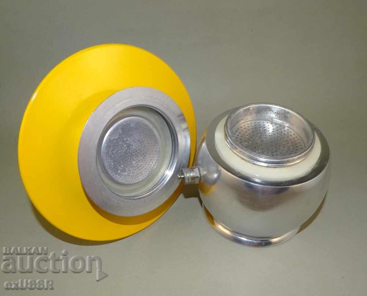 Italian designer coffee maker with 2 cups - 6