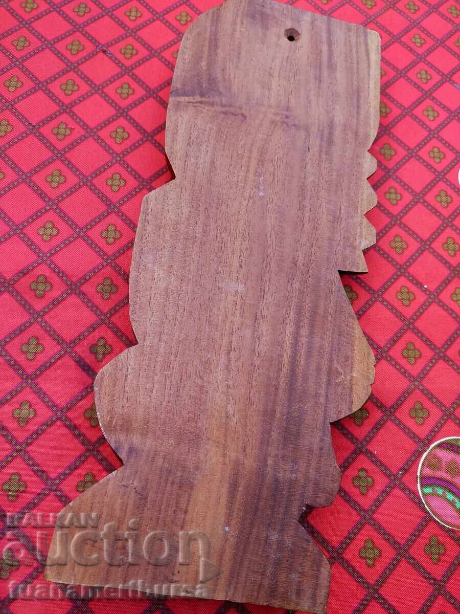 Auction  Decorative wooden object