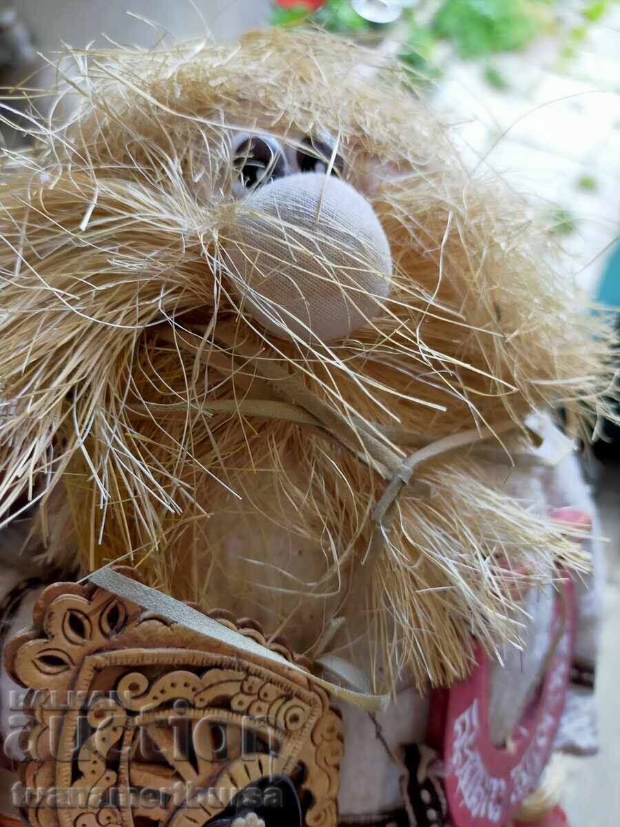 Auction  decorative charm