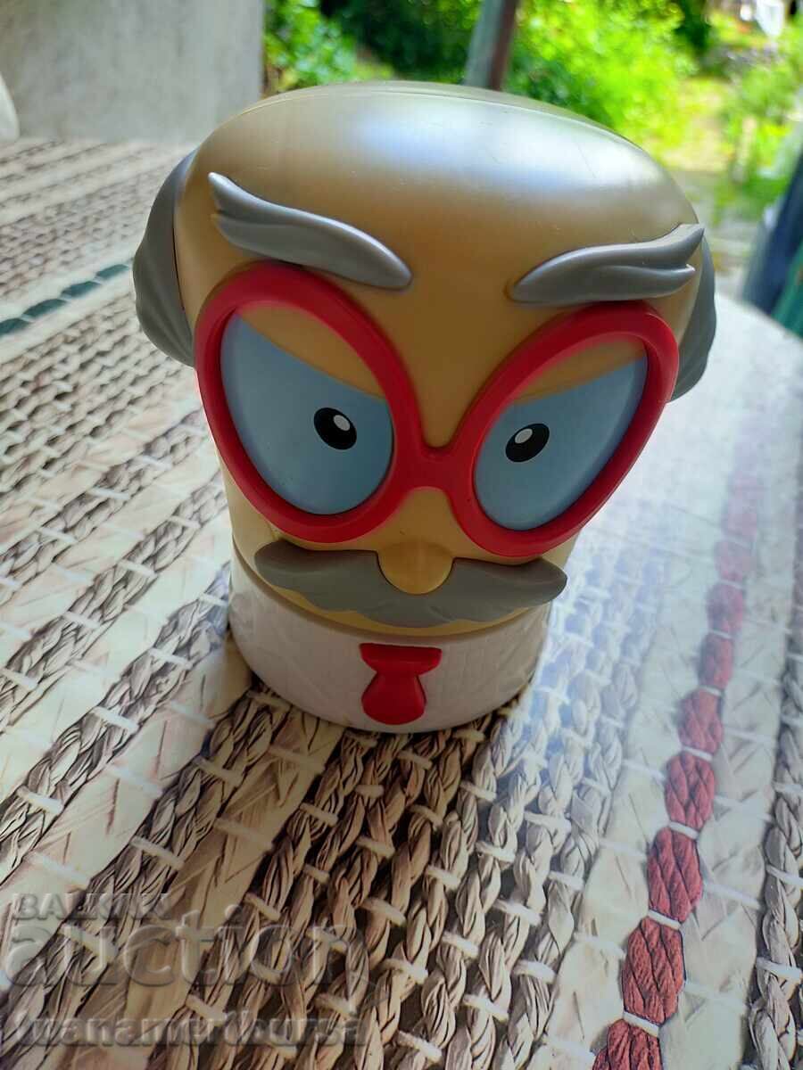 Interactive toy with Q&A function