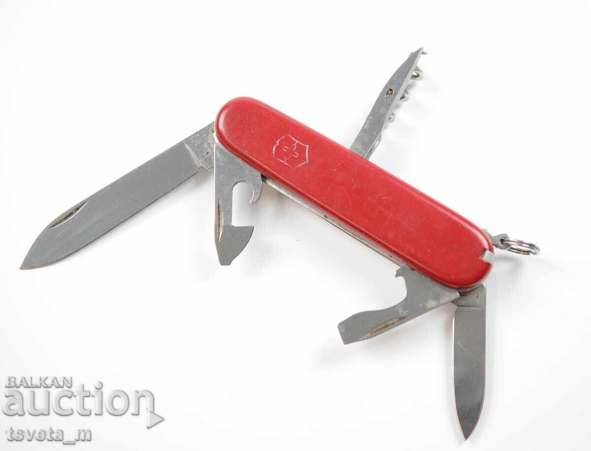 Auction Pocket knife with 6 tools - Victorinox Swiss made Auction Pocket knife with 6 tools - Victorinox Swiss made