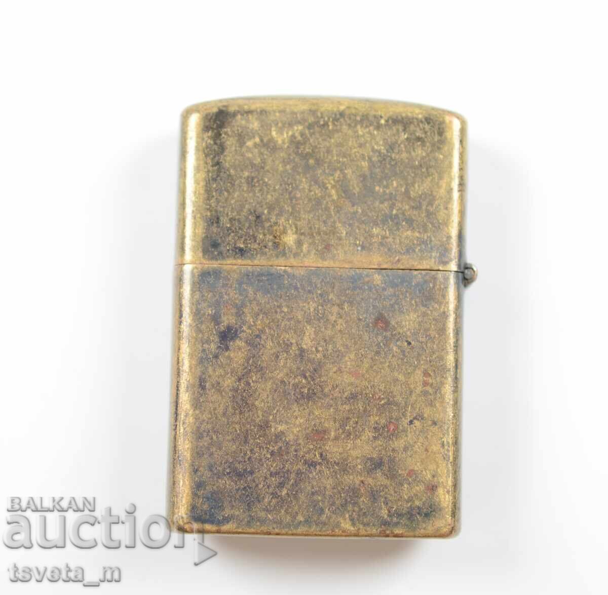 Lantai petrol lighter with price € 3.00 | 5.87 BGN