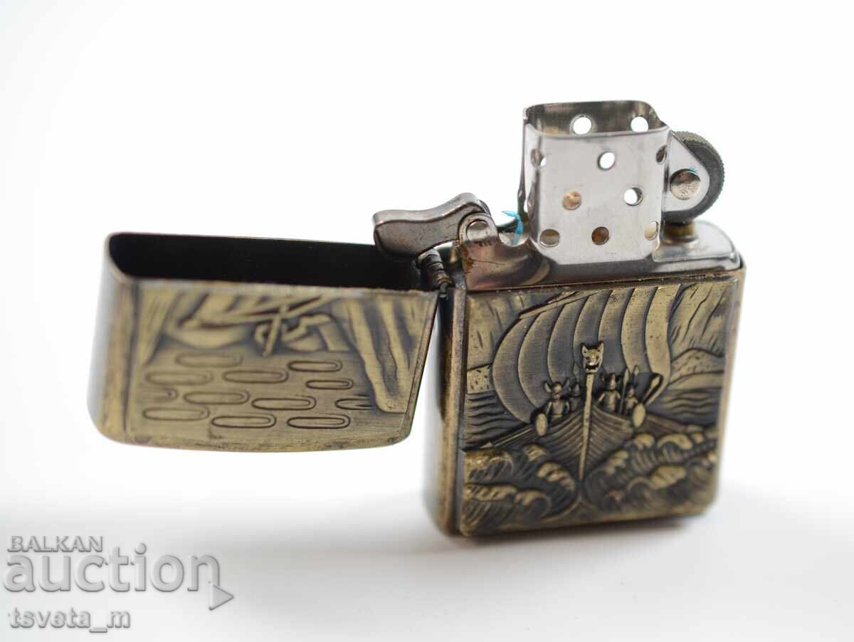 Auction  Lantai petrol lighter