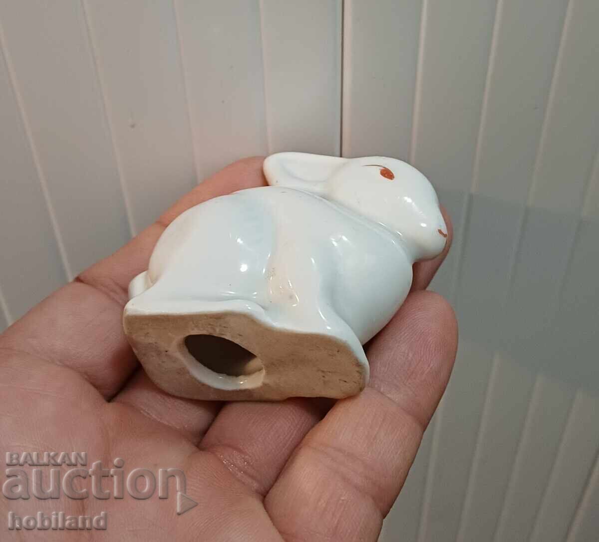 Auction Porcelain Bunny Rabbit Auction Porcelain Bunny Rabbit