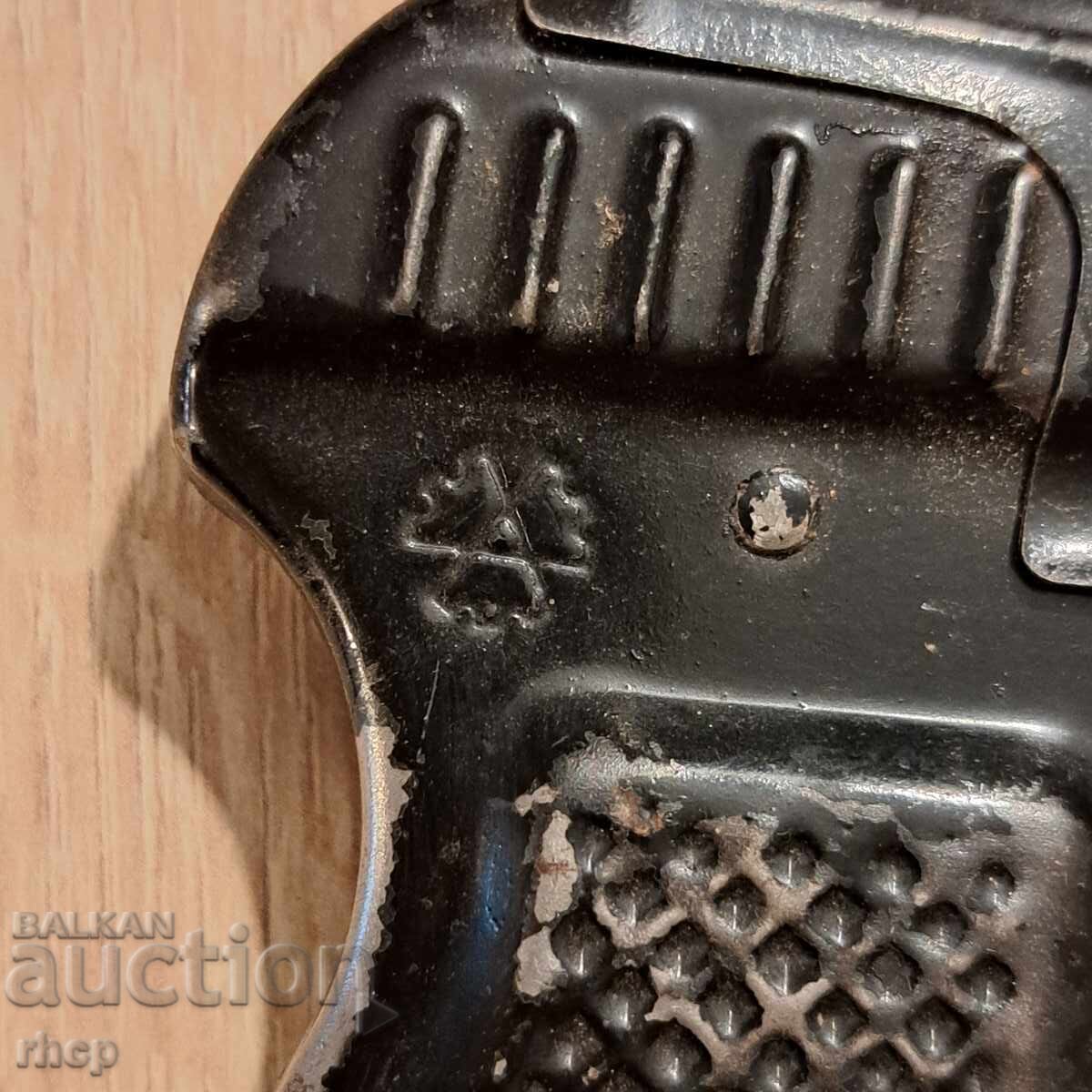 Licitație Pistol din tablă jucărie sovietică veche URSS