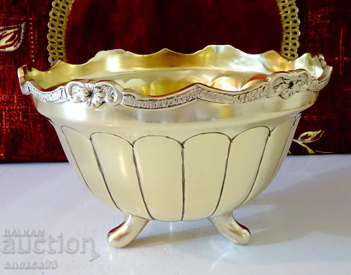 Victorian bronze salad bowl, bowl, 1 kg., gilding