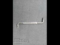 double-ended offset screwdriver
