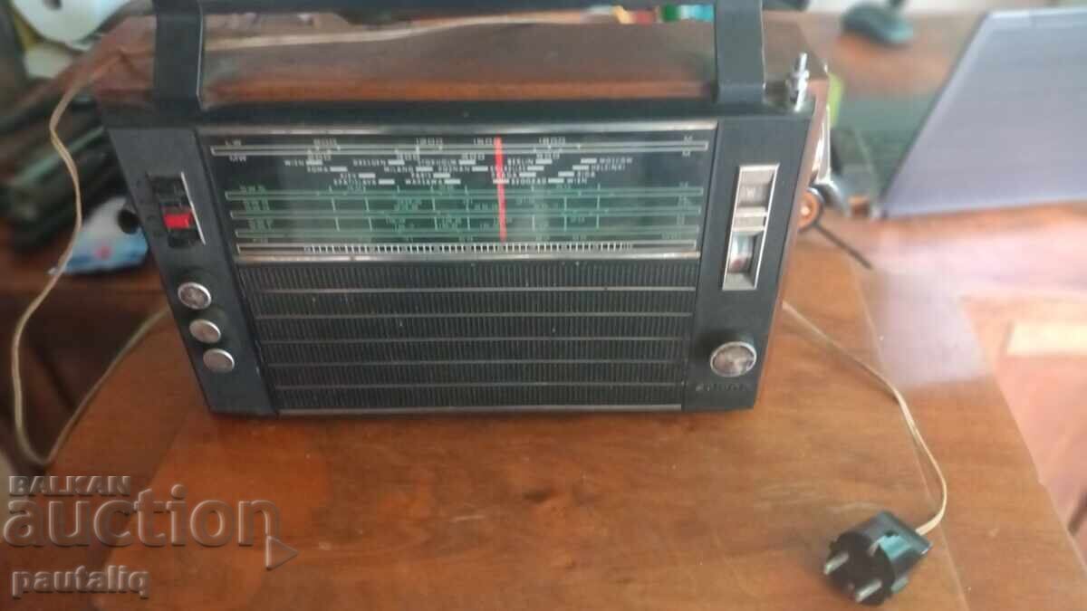 Radio vechi cu tranzistori Selena