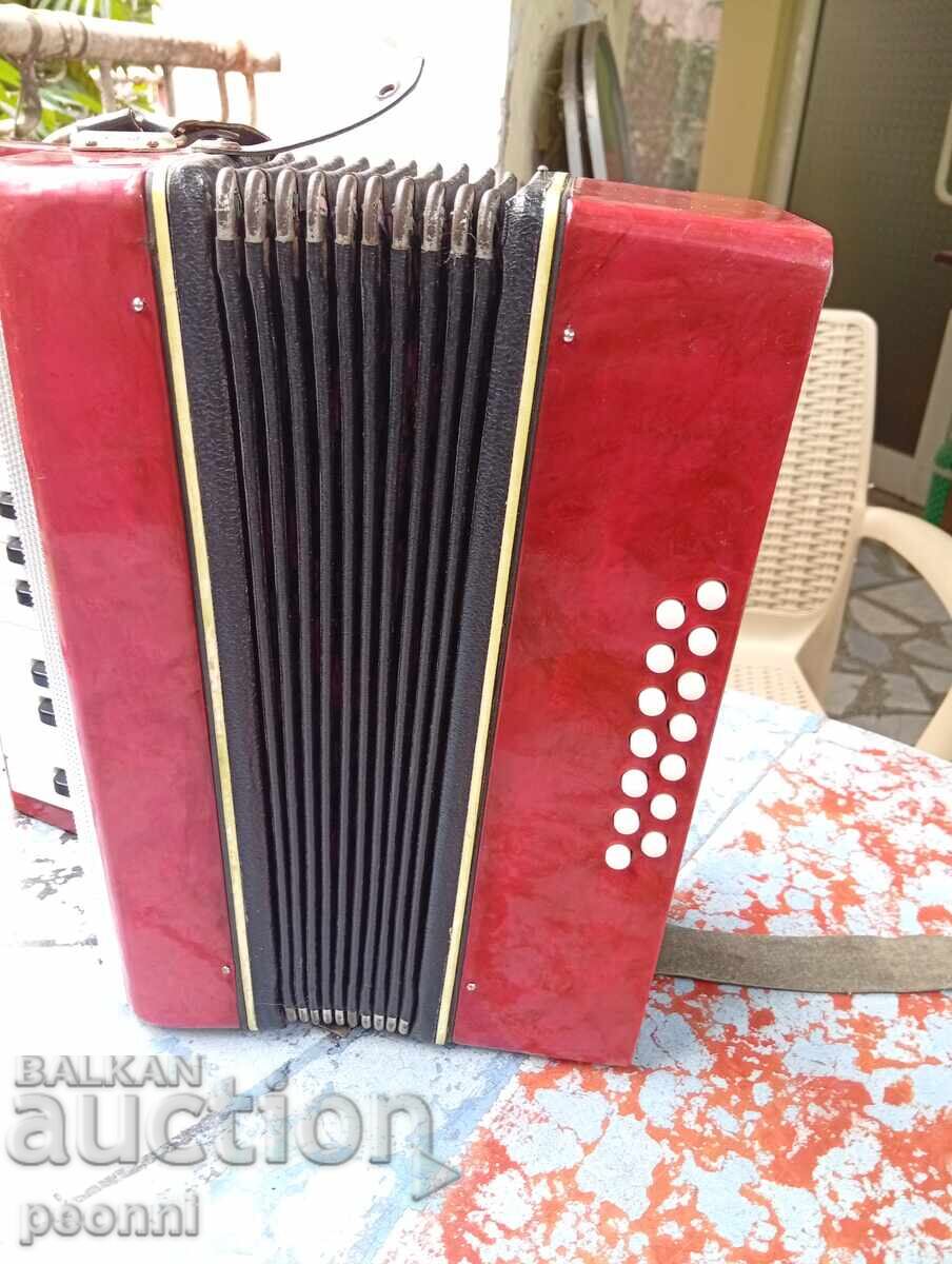 Auction  Old children's accordion