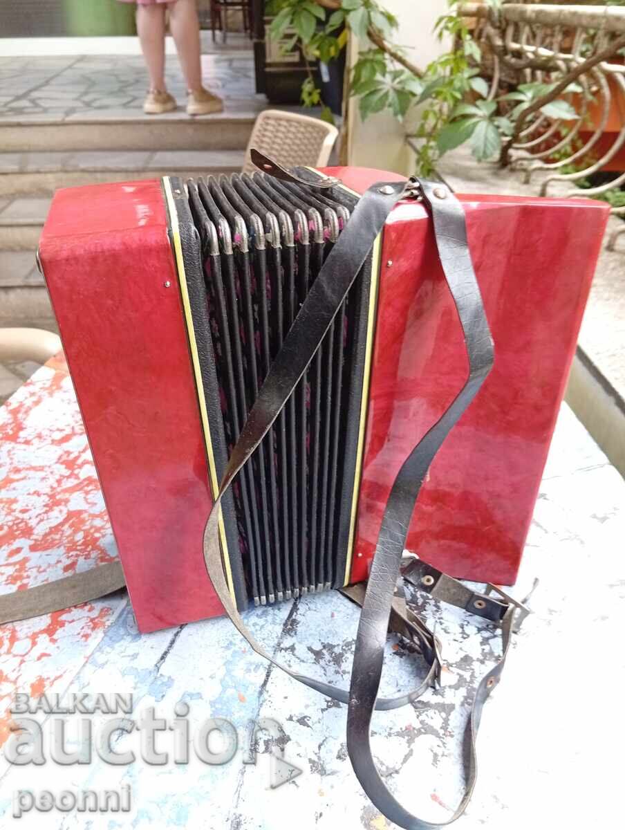 Old children's accordion - 5
