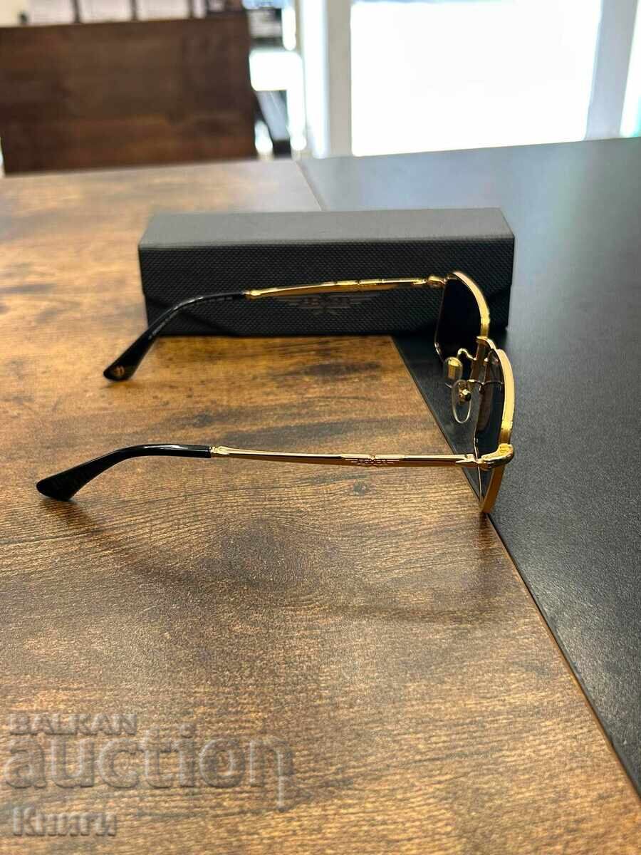 Delivery of Police sunglasses