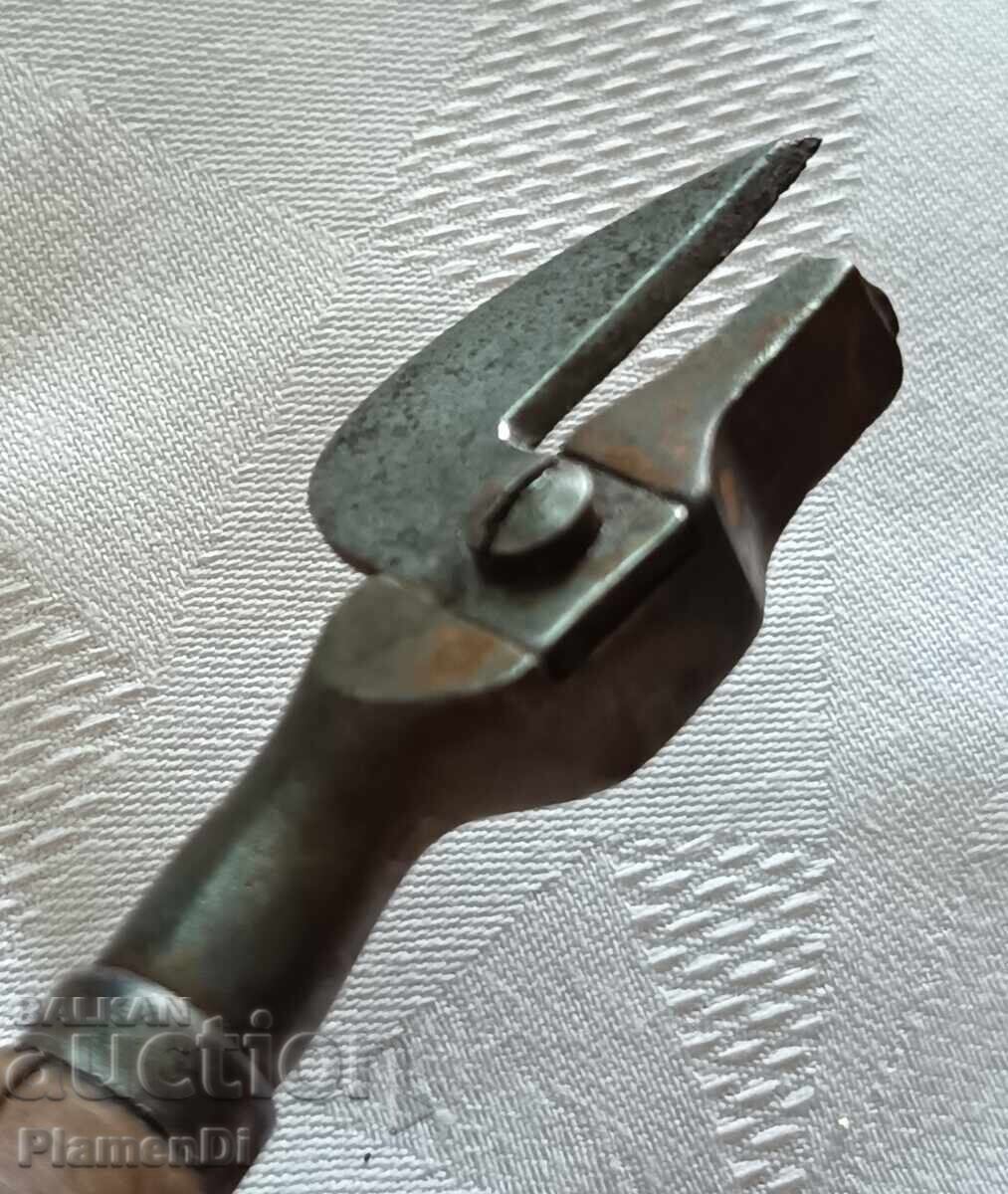 Retro military can opener "Berkeley&CO-BCB" - 6