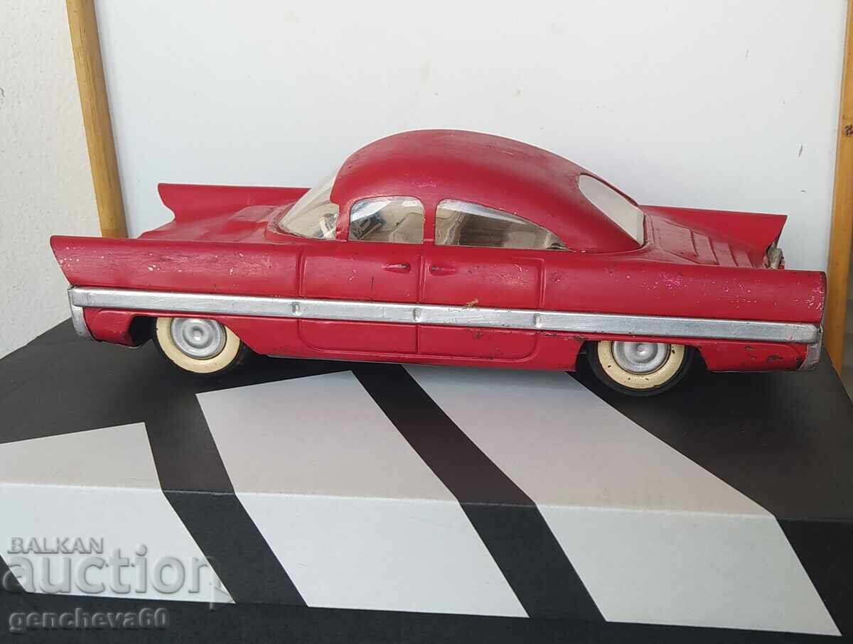 RETRO CAR "CHAIKA" GAZ-13 with price € 100.00 | 195.58 BGN