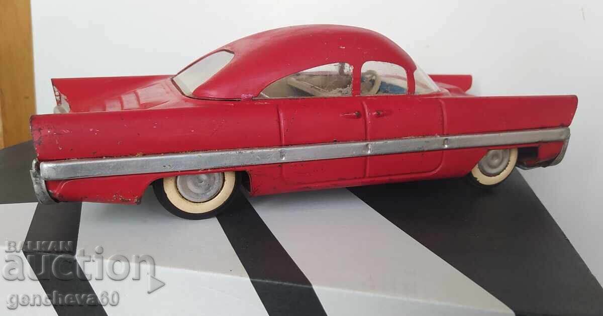 Auction  RETRO CAR "CHAIKA" GAZ-13