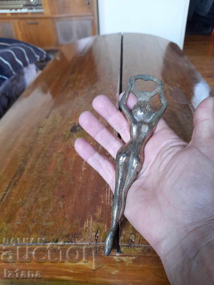 Un vechi deschizător de sticle - 5 Un vechi deschizător de sticle - 5