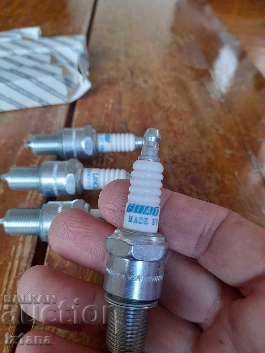 Delivery of Vintage Champion spark plugs, Fiat, Lancia