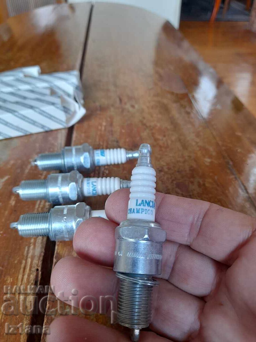 Vintage Champion spark plugs, Fiat, Lancia - 5