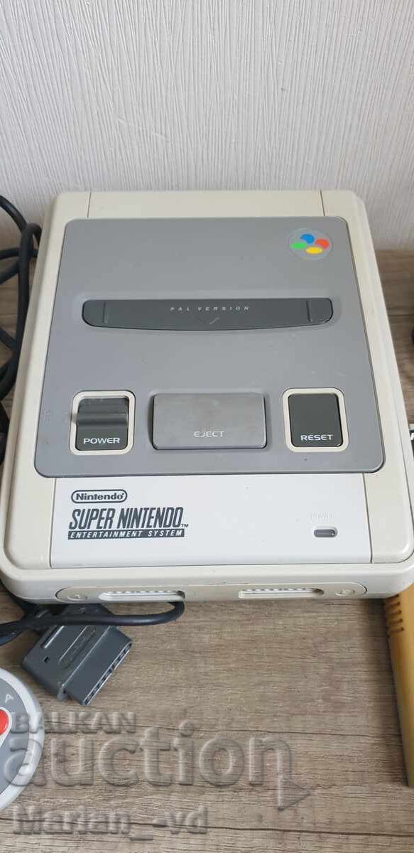 Consolă Super Nintendo cu patru dischete cu preț € 150.00 | 293.38 BGN
