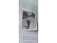 Fotografie Varna Tânăr la plimbare 1943