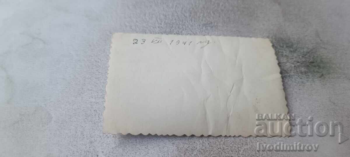 Photo Soldiers on guard duty 1941 with price € 1.08 | 2.11 BGN