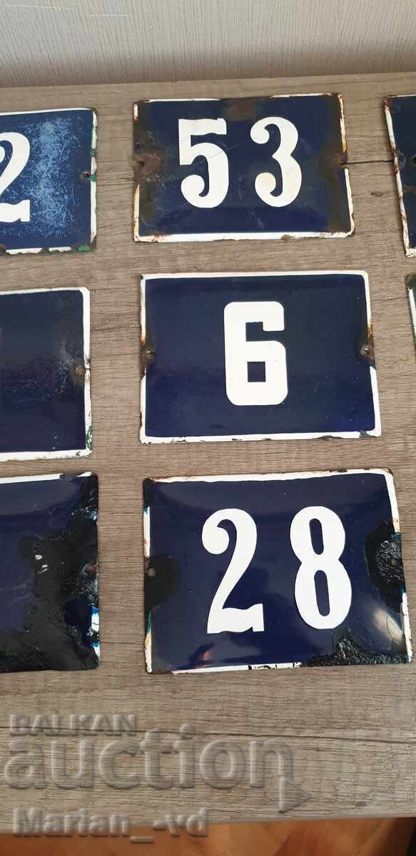 Plăcuțe emailate cu numere Preț pentru 1 bucată: 5 euro - 6